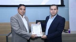 Председатель Следственного комитета РА встретился с Послом Индии и следователями, прошедшими переподготовку в Индии